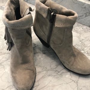 Grey Booties w/Fringe